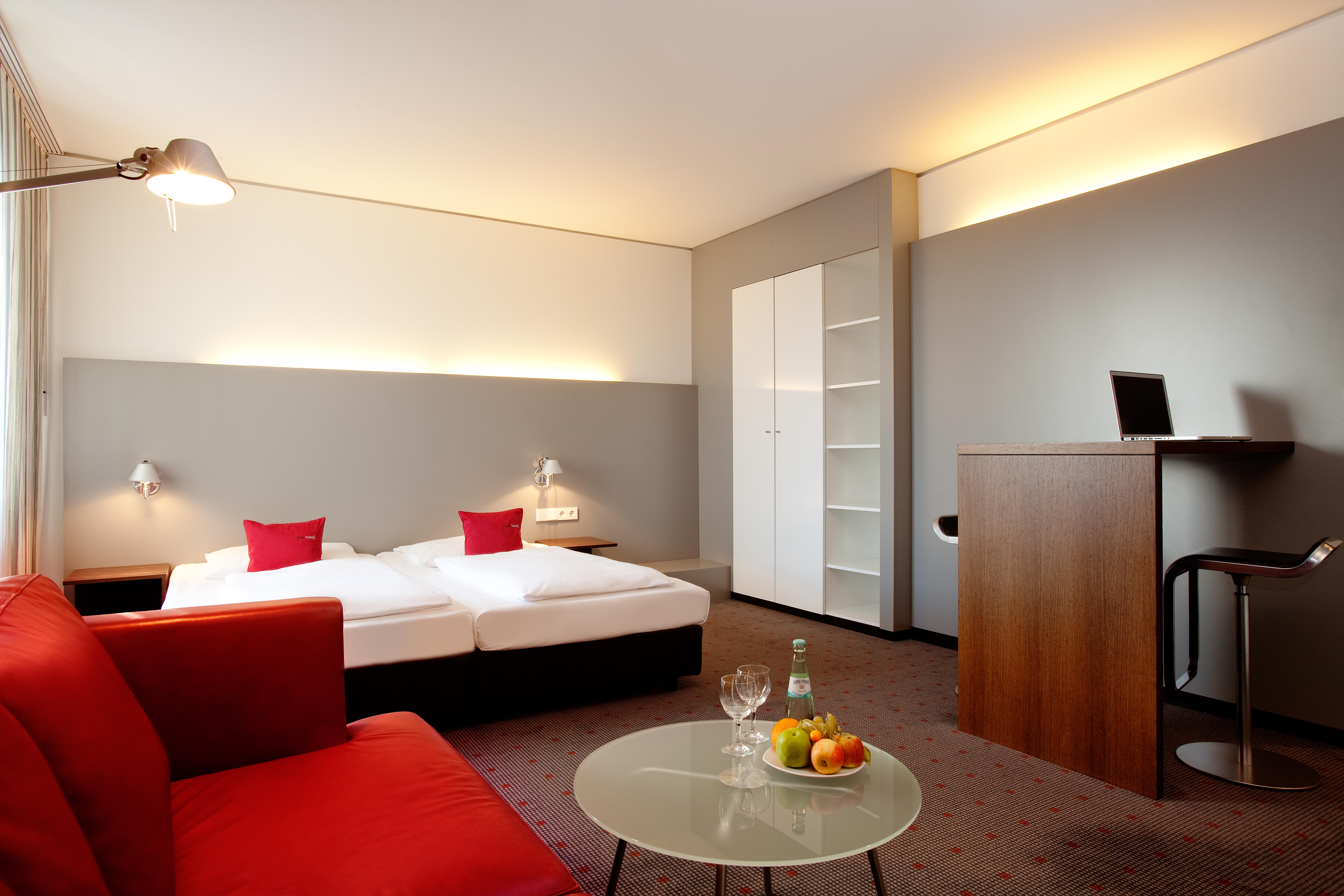 فندق Vienna House Easy By Wyndham شتوتغارت المظهر الخارجي الصورة